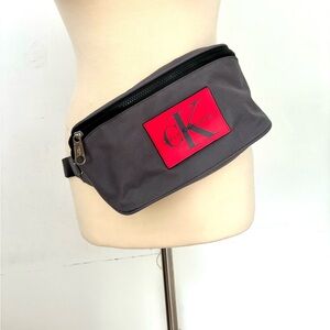 NWT Calvin Klein jeans belt bag
